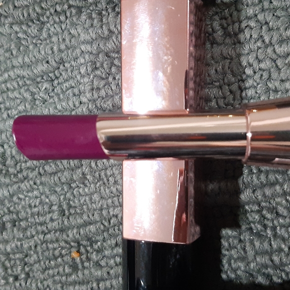 🌺MAYBELLINE(purple) - Picture 3 of 4